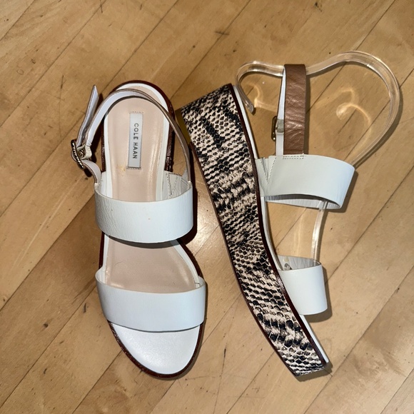 Cole Haan Camdon White/brown reptile platform sandal, 7.5,  CB2467 - Picture 2 of 7